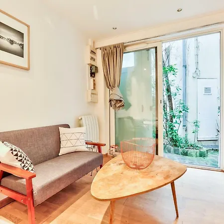 Appartamento Cosy Studio 2 Steps From The Champs Elysees